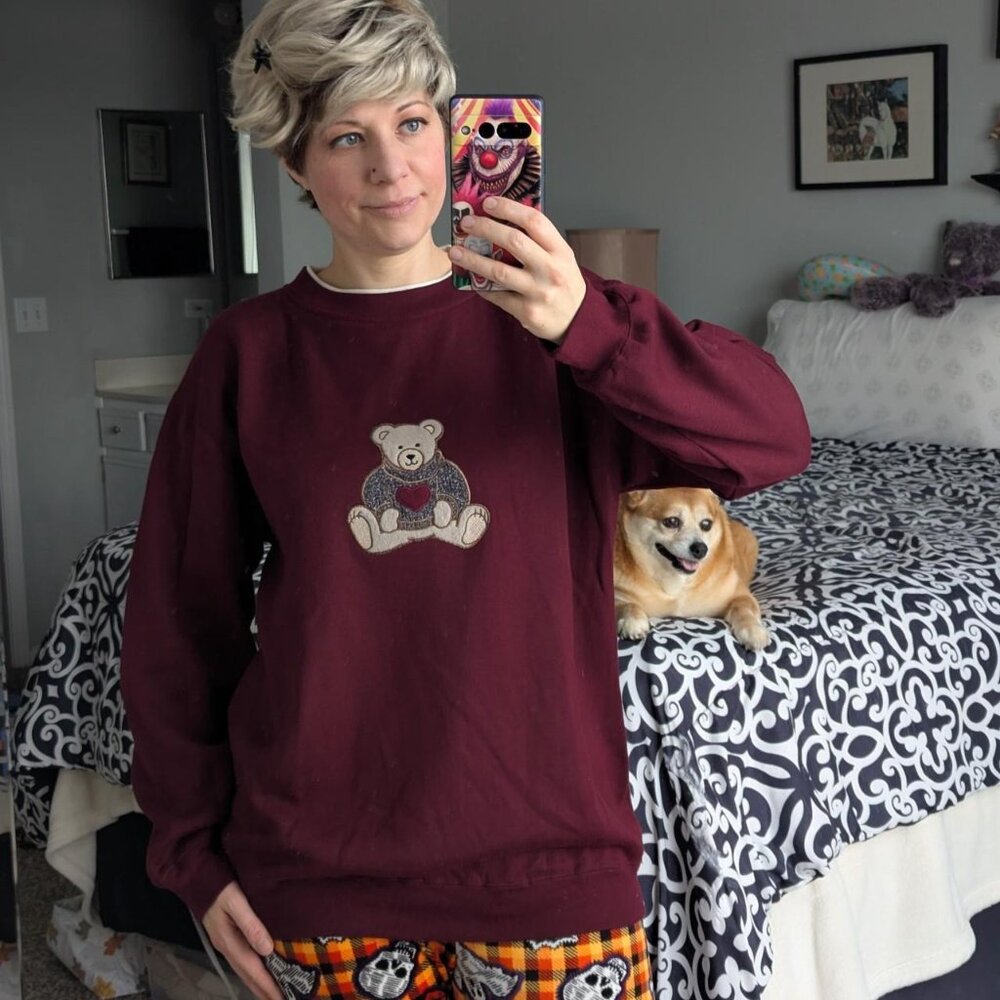 Teddy Bear Sweatshirt - Picture 3 of 8